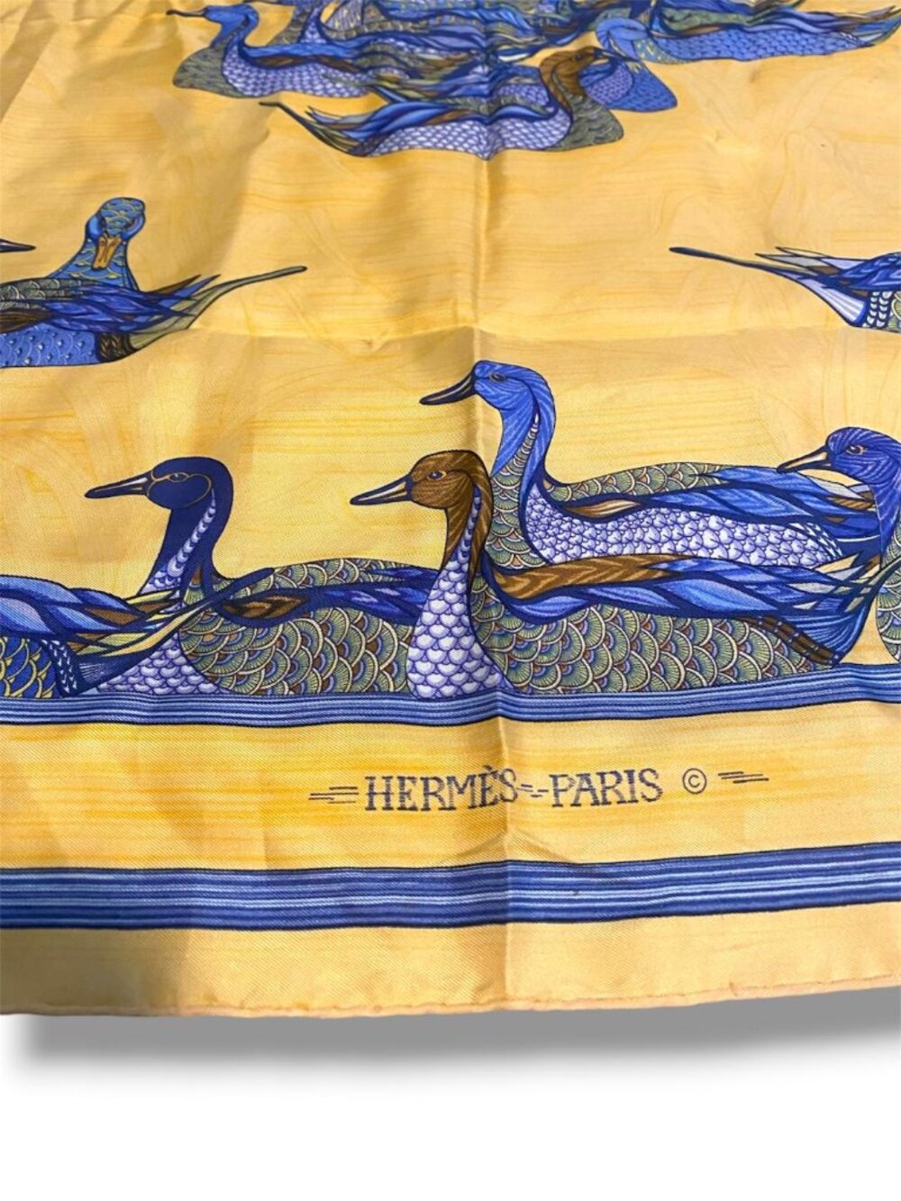 Hermès - Duck Scarf - Scarves 35X35 SILK - MULTICOLOR - Picture 3 of 5